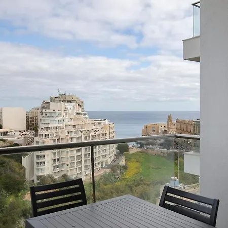 Apartment Sea View 2 Bedrooms 2 Bathrooms, 2 Minutes Away From The Sea *