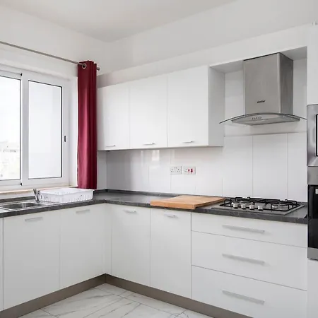 Sea View 2 Bedrooms 2 Bathrooms, 2 Minutes Away From The Sea Lejlighed