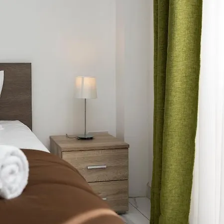 Sea View 2 Bedrooms 2 Bathrooms, 2 Minutes Away From The Sea