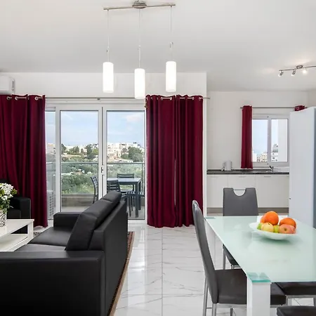 Sea View 2 Bedrooms 2 Bathrooms, 2 Minutes Away From The Sea *